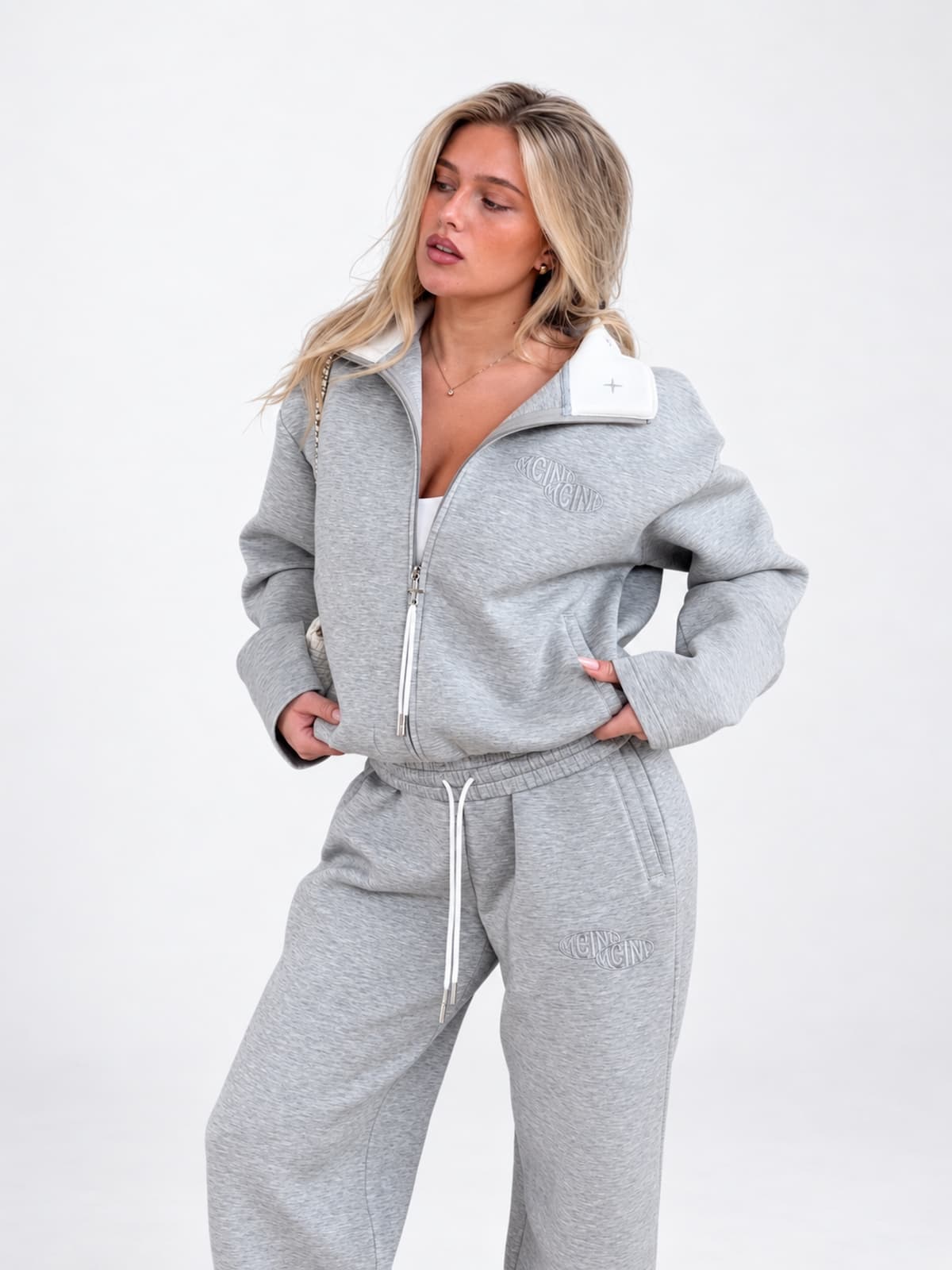 PLATINUM GREY