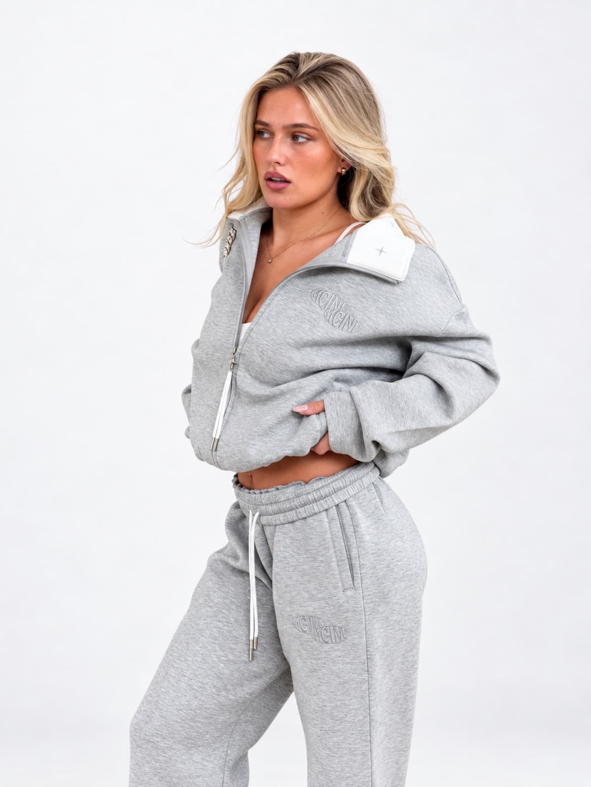 PLATINUM GREY